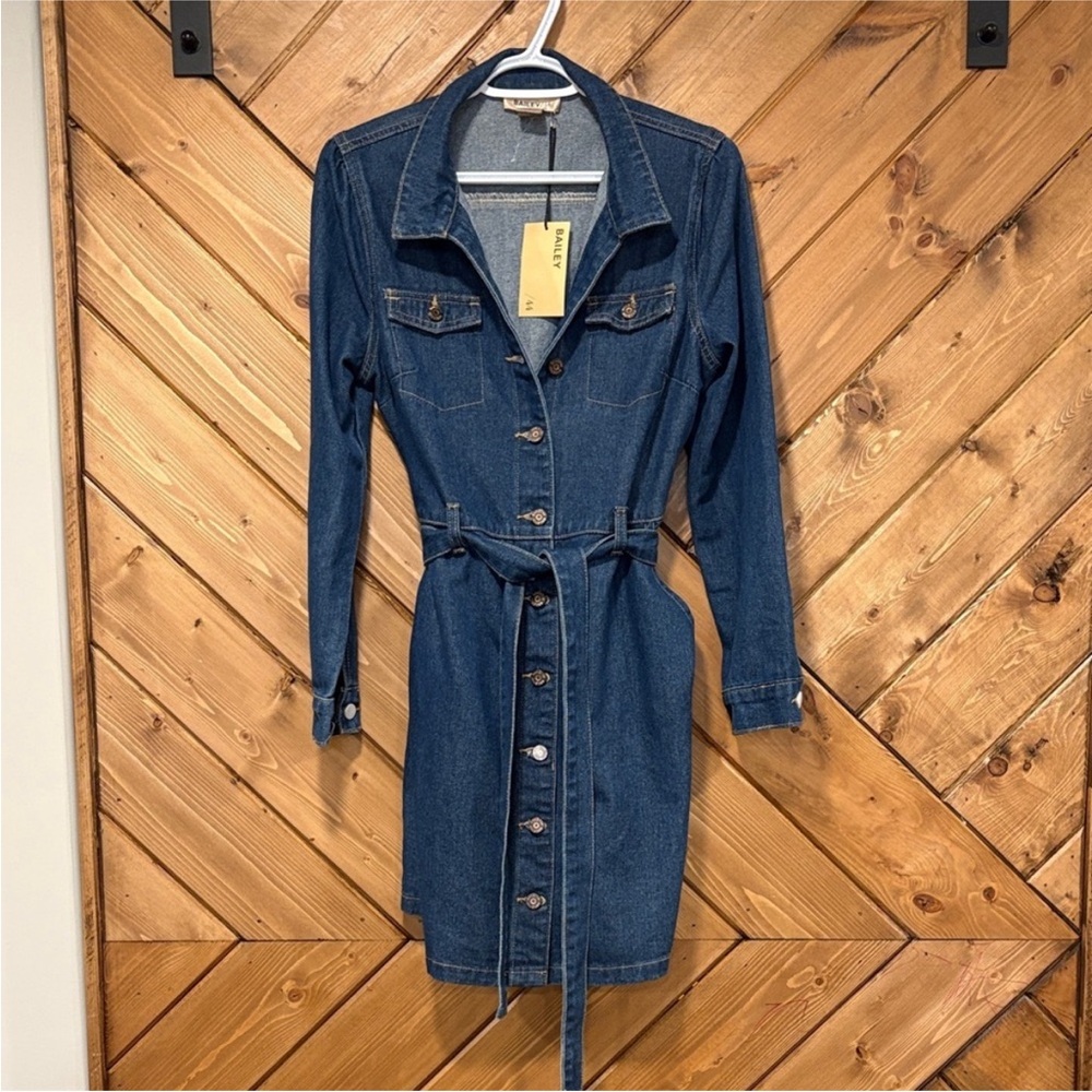 NWT Bailey 44 Dark Blue Denim Button-Front Midi Dress Medium